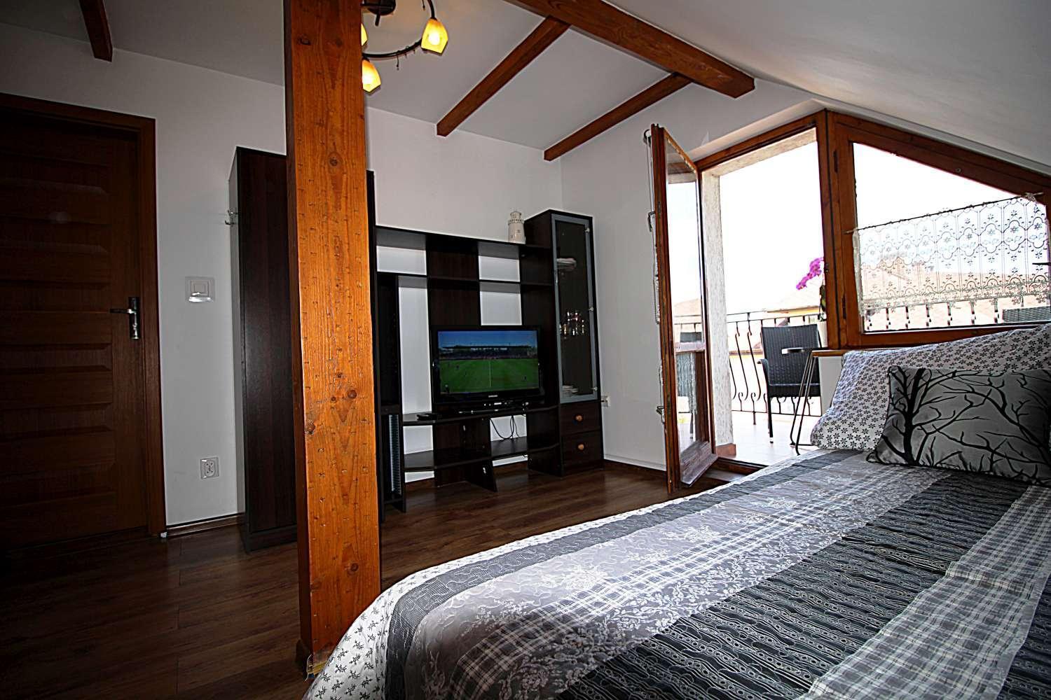 Renatka Przy Plazy Apartment Unieście Екстериор снимка